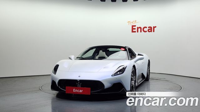 Maserati MC20 из Кореи Encar