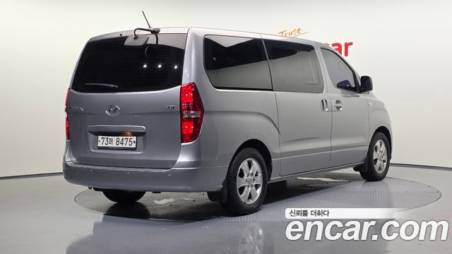 Hyundai Starex Wagon 11-Seater Smart — пробег 124 940 км — фото 2 из 5
