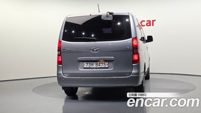 Hyundai Starex Wagon 11-Seater Smart — пробег 124 940 км — фото 4 из 5