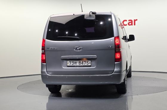 Hyundai Starex Wagon 11-Seater Smart — пробег 124 940 км — фото 4 из 5