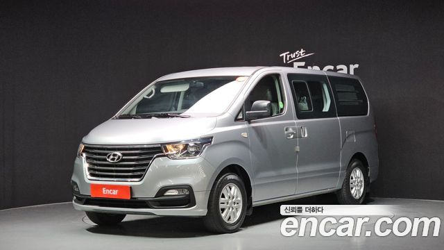 Hyundai Starex Van 5-Seater Smart — пробег 39 036 км — фото 1 из 5