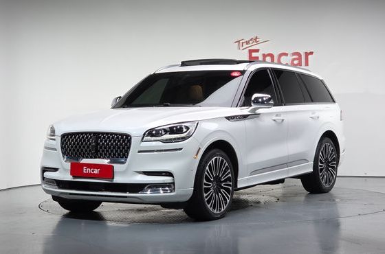 Lincoln Aviator 3.0 Black Label AWD — пробег 66 450 км — фото 1 из 5
