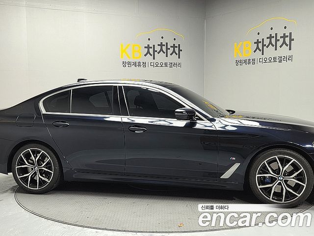 BMW 5-Series 530i M Sport Package — пробег 98 441 км — фото 4 из 5