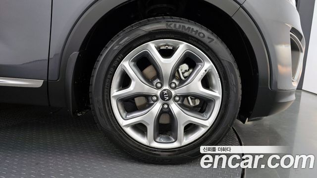 Kia Sorento Diesel 2.0 2WD Prestige — пробег 107 818 км — фото 5 из 5