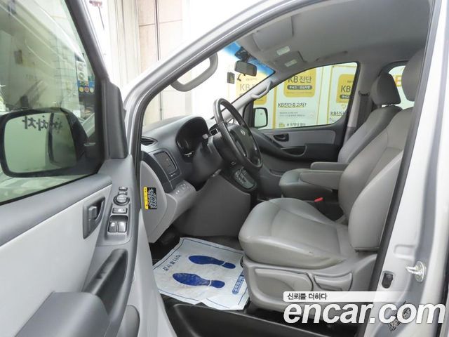 Hyundai Starex Van 5-Seater Smart — пробег 50 000 км — фото 5 из 5