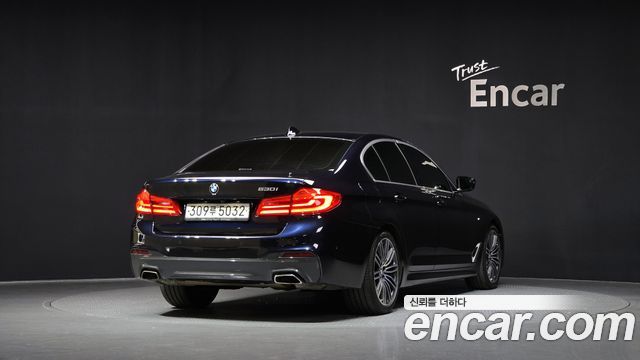 BMW 5-Series 530i M Sport Package Plus — пробег 62 791 км — фото 2 из 5