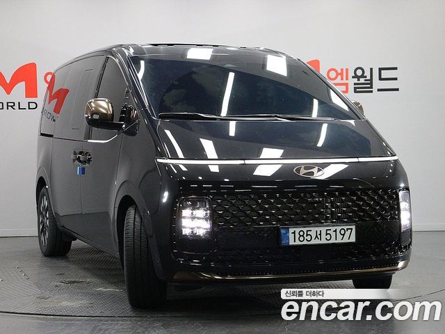 Hyundai Staria 4WD Lounge 7-Seater Inspiration — пробег 1 340 км — фото 2 из 5