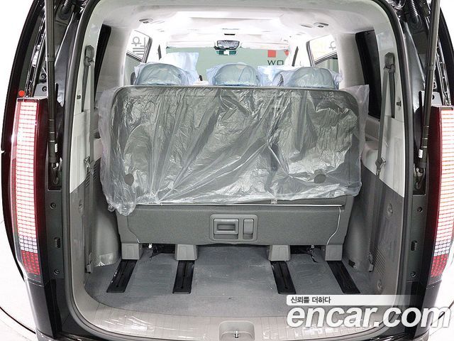 Hyundai Staria 4WD Lounge 7-Seater Inspiration — пробег 1 340 км — фото 5 из 5