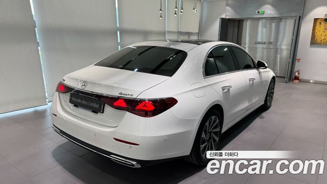 Mercedes-Benz E-Class из Кореи Encar