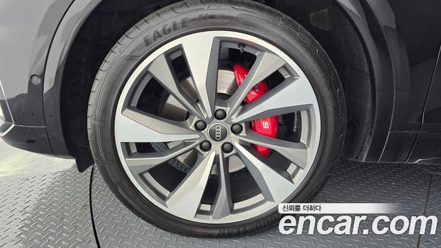 Audi SQ5 из Кореи Encar