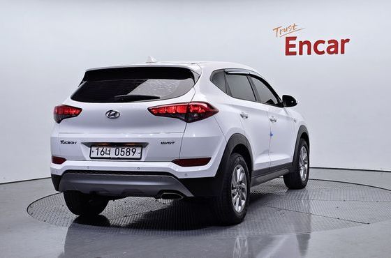 Hyundai Tucson Diesel 1.7 2WD Style — пробег 171 400 км — фото 2 из 5