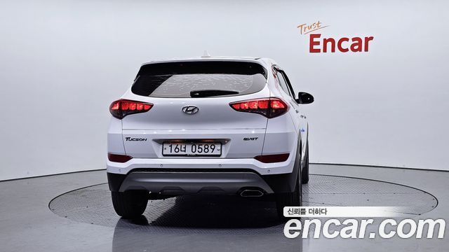 Hyundai Tucson Diesel 1.7 2WD Style — пробег 171 400 км — фото 4 из 5