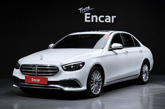 Mercedes-Benz E-Class E250 Exclusive — пробег 24 803 км — фото 1 из 5