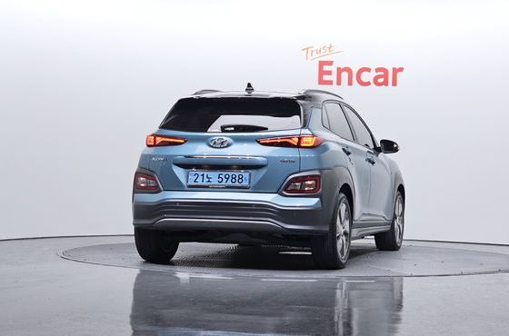 Hyundai Kona Premium — пробег 82 594 км — фото 4 из 5