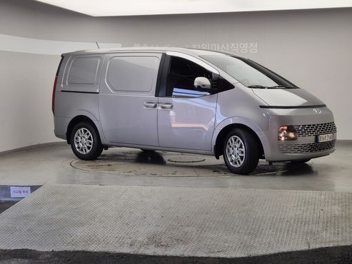Hyundai Staria Cargo 3-Seater Modern — пробег 123 949 км — фото 4 из 5