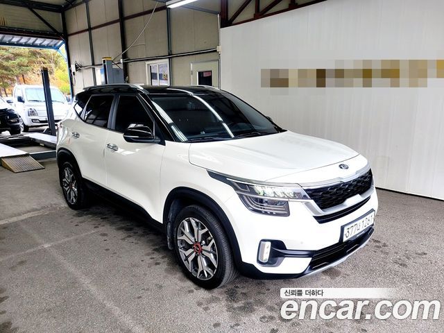 Kia Seltos из Кореи Encar