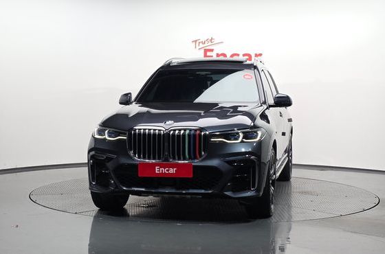 BMW X7 xDrive 40i M Sport 6STR — пробег 91 783 км — фото 3 из 5