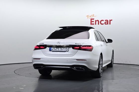 Mercedes-Benz E-Class E350 4MATIC AMG Line Edition — пробег 39 397 км — фото 4 из 5