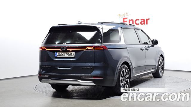 Kia Carnival 7-Seater Signature — пробег 53 895 км — фото 2 из 5