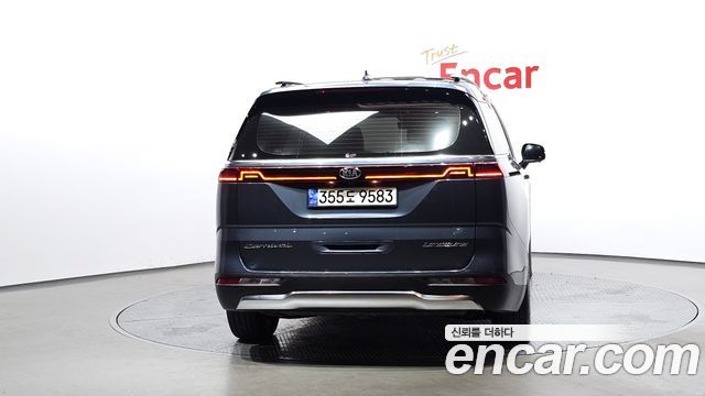Kia Carnival 7-Seater Signature — пробег 53 895 км — фото 4 из 5