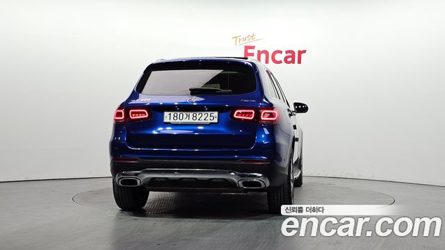 Mercedes-Benz GLC-Class GLC300 4MATIC — пробег 54 262 км — фото 4 из 5