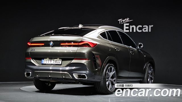 BMW X6 xDrive40i M Sport — пробег 19 481 км — фото 2 из 5