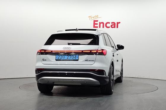 Audi Q4 e-tron 40 Premium — пробег 70 018 км — фото 4 из 5