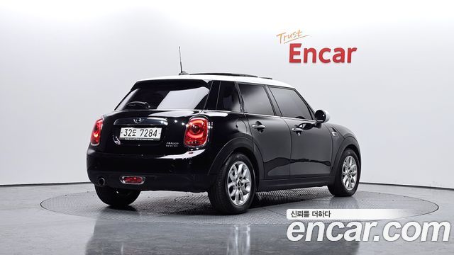 Mini Cooper из Кореи Encar