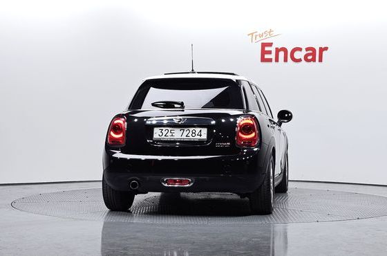 Mini Cooper 5Door HIGH 3rd — пробег 121 525 км — фото 4 из 5