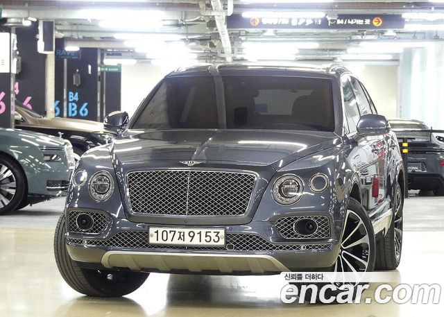 Bentley Bentayga 6.0 W12 — пробег 55 641 км — фото 1 из 5