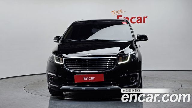 Kia Carnival 9-seater Noblesse — пробег 67 964 км — фото 3 из 5
