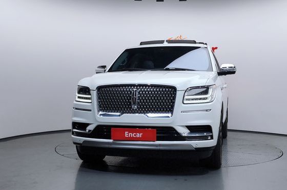 Lincoln Navigator 3.5L — пробег 105 648 км — фото 3 из 5