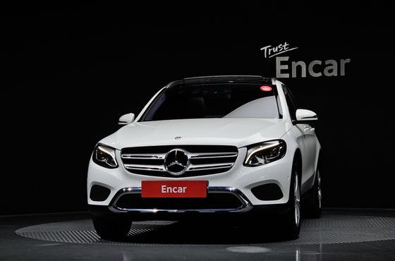 Mercedes-Benz GLC-Class GLC220 d 4MATIC — пробег 64 376 км — фото 3 из 5