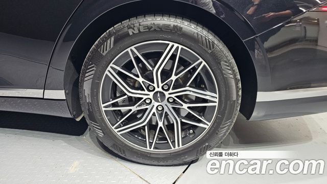 Genesis G90 из Кореи Encar