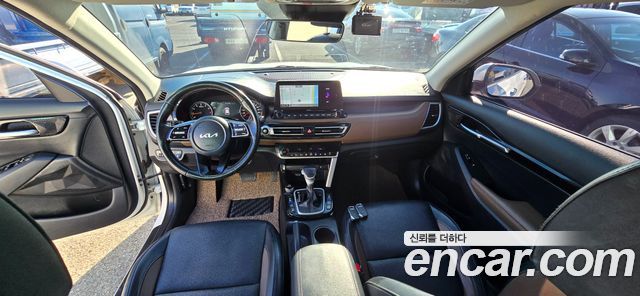 Kia Seltos из Кореи Encar