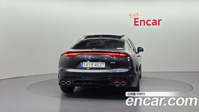 Kia Stinger 2.5 AWD Masters — пробег 93 608 км — фото 4 из 5