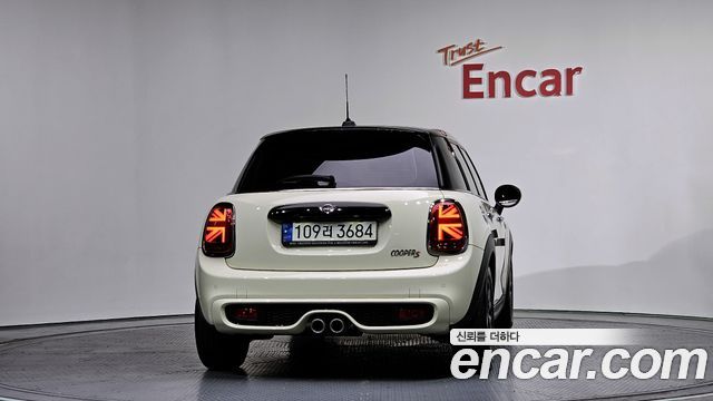 Mini Cooper из Кореи Encar