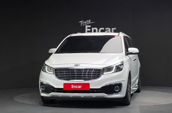 Kia Carnival 9-seater Noblesse — пробег 128 546 км — фото 3 из 5
