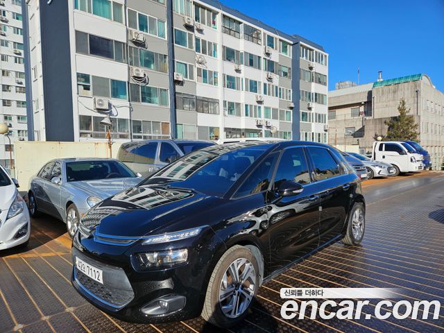 Citroen-DS C4 Picasso 2.0 B-HDI INTENSIVE — пробег 113 147 км — фото 2 из 5