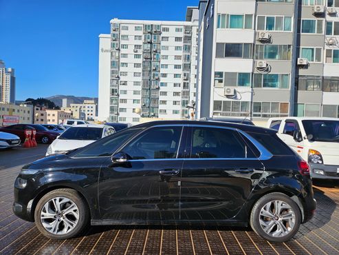 Citroen-DS C4 Picasso 2.0 B-HDI INTENSIVE — пробег 113 147 км — фото 3 из 5