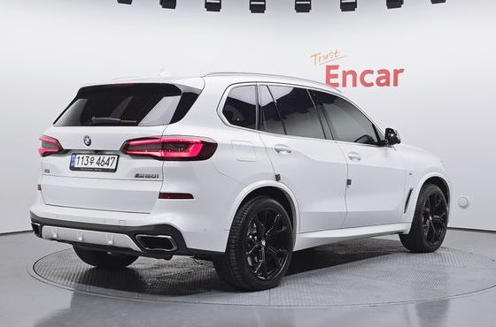 BMW X5 M50i — пробег 63 031 км — фото 2 из 5
