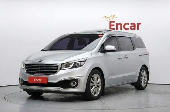 Kia Carnival 9-seater Prestige — пробег 100 818 км — фото 1 из 5