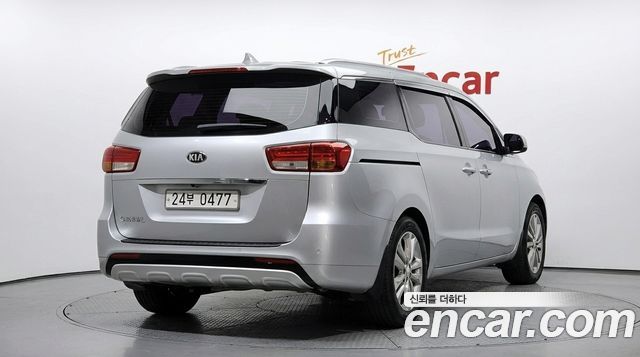 Kia Carnival 9-seater Prestige — пробег 100 818 км — фото 2 из 5