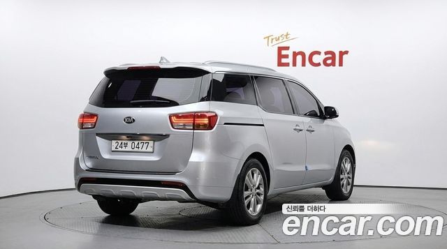 Kia Carnival 9-seater Prestige — пробег 100 818 км — фото 4 из 5