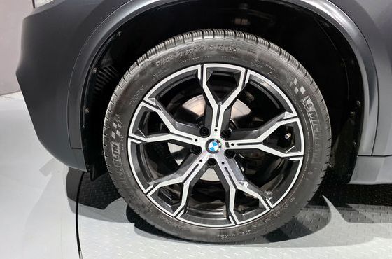 BMW X5 xDrive 30d M Sport package — пробег 93 400 км — фото 5 из 5