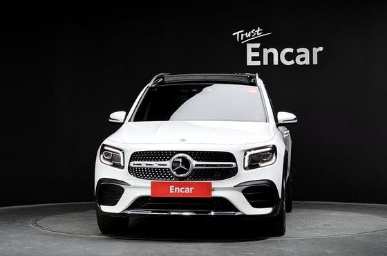 Mercedes-Benz GLB-Class GLB250 4MATIC — пробег 54 929 км — фото 3 из 5