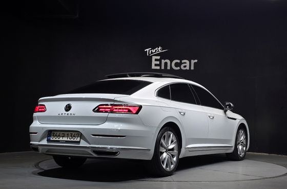 Volkswagen Arteon 2.0 TDI Prestige — пробег 55 637 км — фото 2 из 5