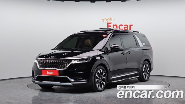 Kia Carnival 9-Seater Signature — пробег 40 224 км — фото 1 из 5