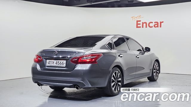 Nissan Altima из Кореи Encar