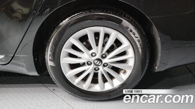 Kia K7 из Кореи Encar